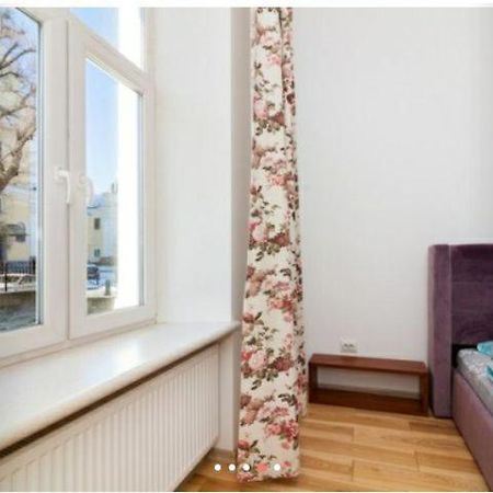 Три Кімнати Вулиця Грушевського 9 Центр Міста Львів Apartment Exterior foto